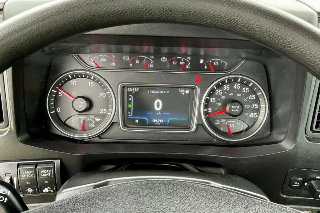 2019 INT LT625 6×4 Day Cab