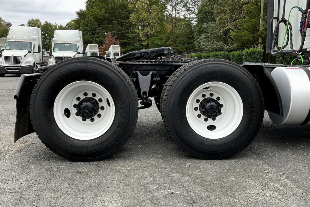 2019 INT LT625 6×4 Day Cab