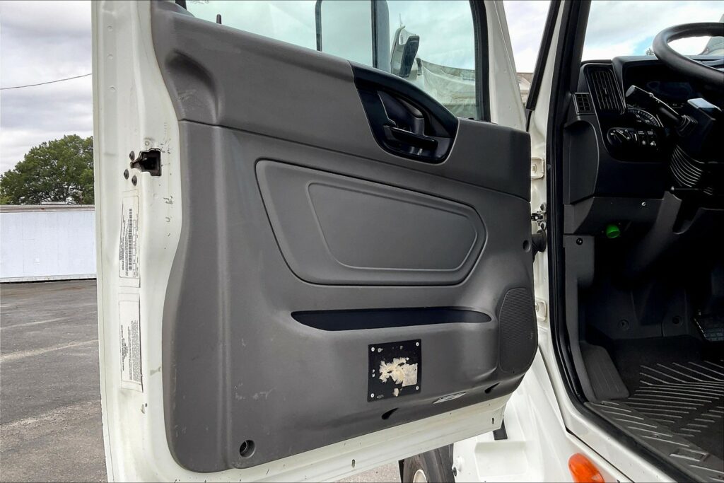 2019 INT LT625 6×4 Day Cab