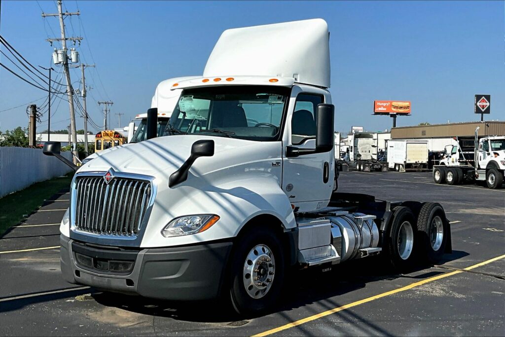 2019 INT LT625 6×4 Day Cab
