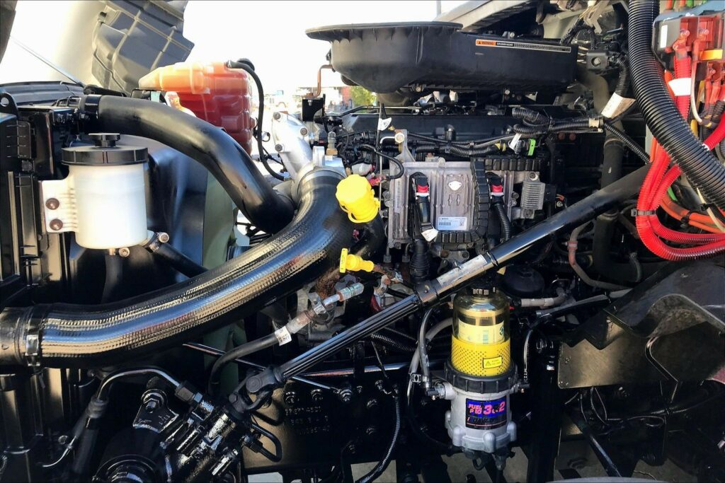 2022 INT LT625 6×4 Sleeper