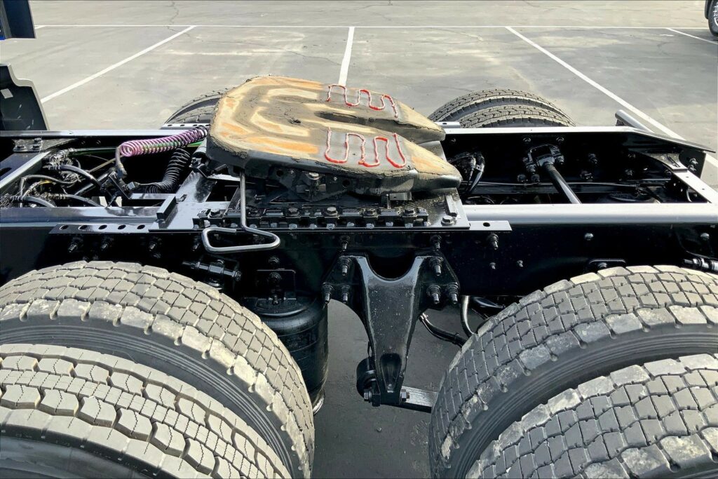 2022 INT LT625 6×4 Sleeper