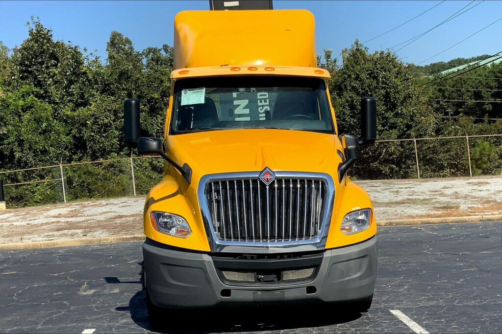2019 INT LT625 6×4 Day Cab