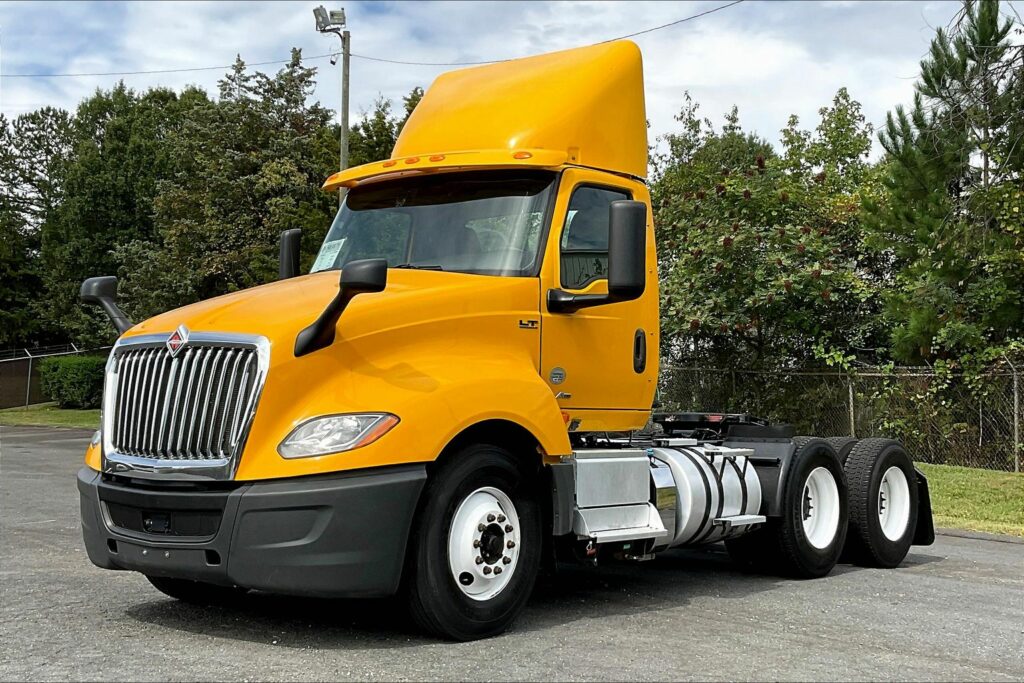 2019 INT LT625 6×4 Day Cab