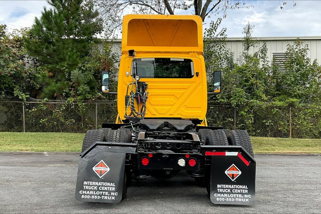 2019 INT LT625 6×4 Day Cab