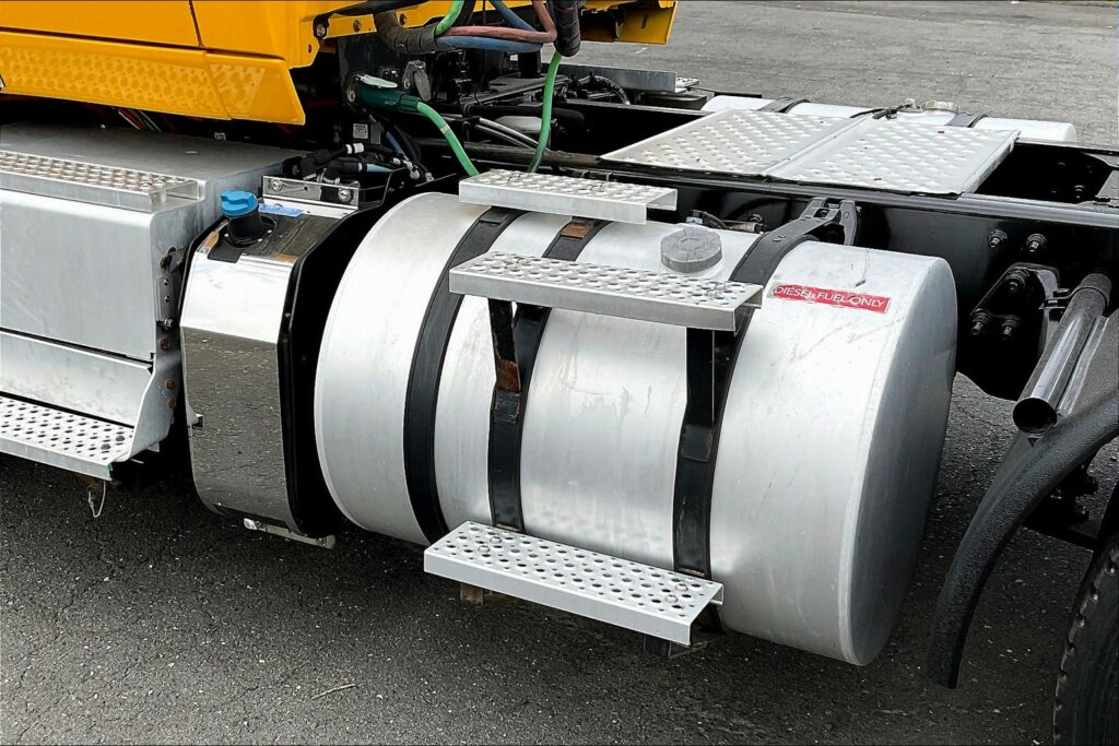 2019 INT LT625 6×4 Day Cab