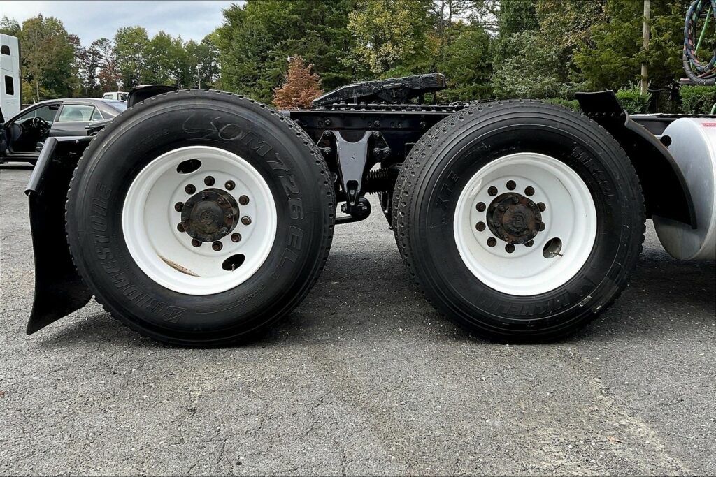 2019 INT LT625 6×4 Day Cab