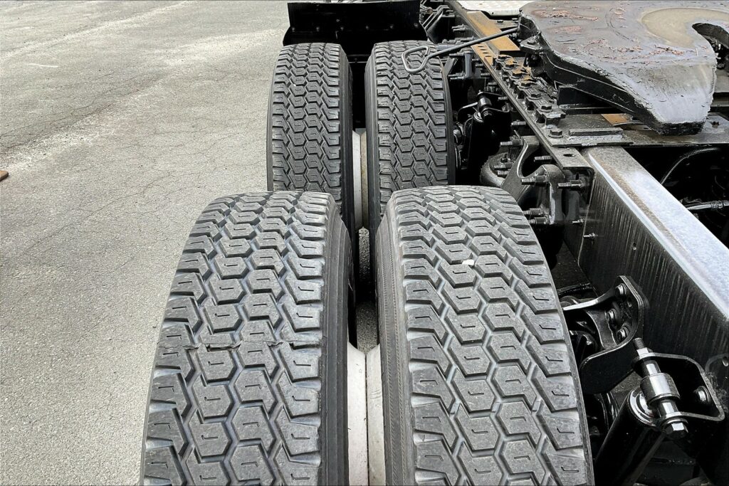 2019 INT LT625 6×4 Day Cab