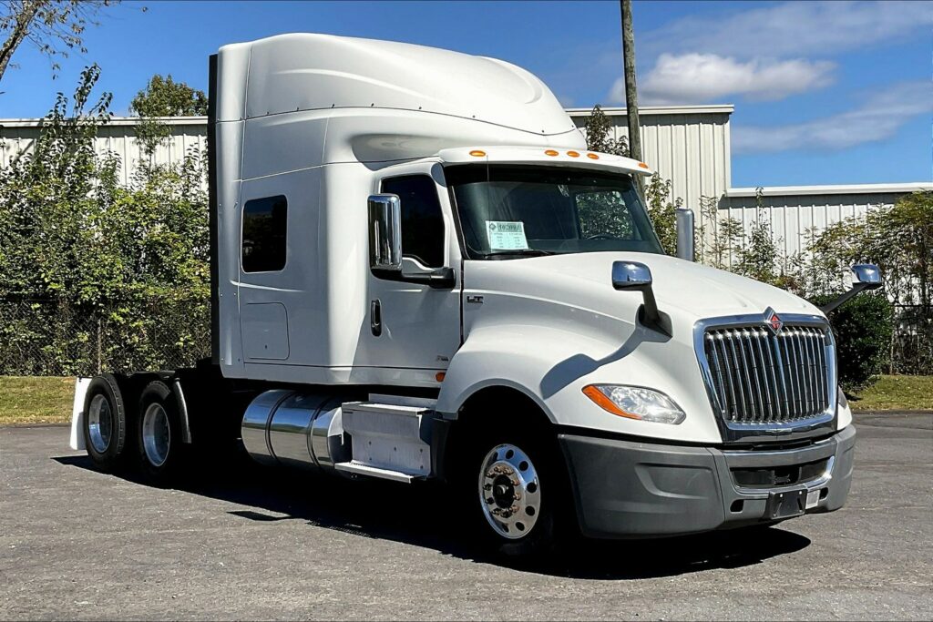 2020 INT LT625 6×4 Sleeper