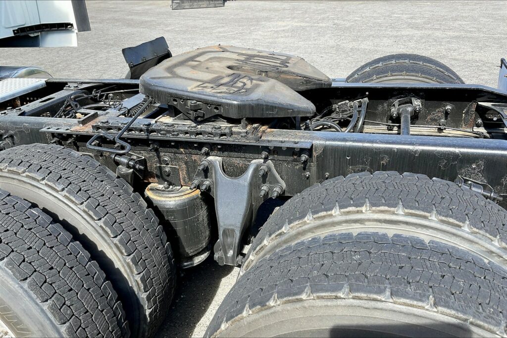 2020 INT LT625 6×4 Sleeper