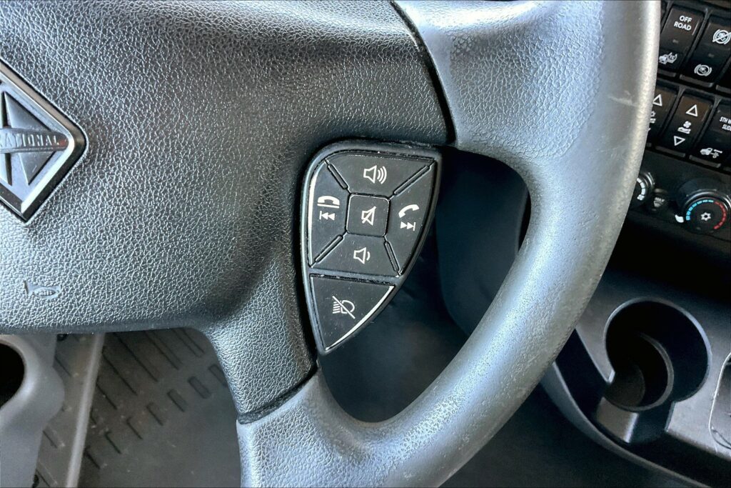 2020 INT LT625 6×4 Sleeper