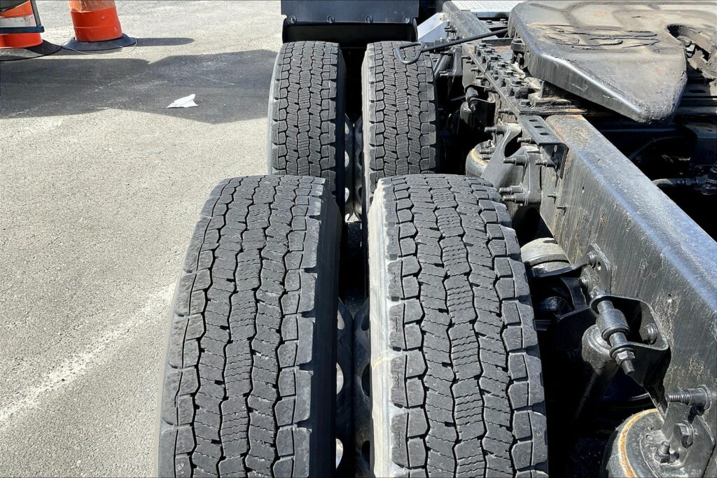 2020 INT LT625 6×4 Sleeper