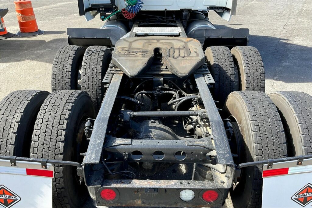 2020 INT LT625 6×4 Sleeper