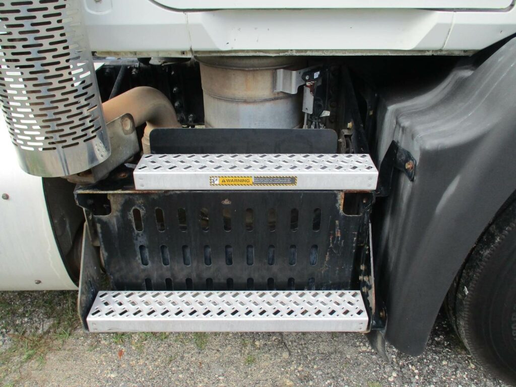 2015 Mack Pinnacle CXU613