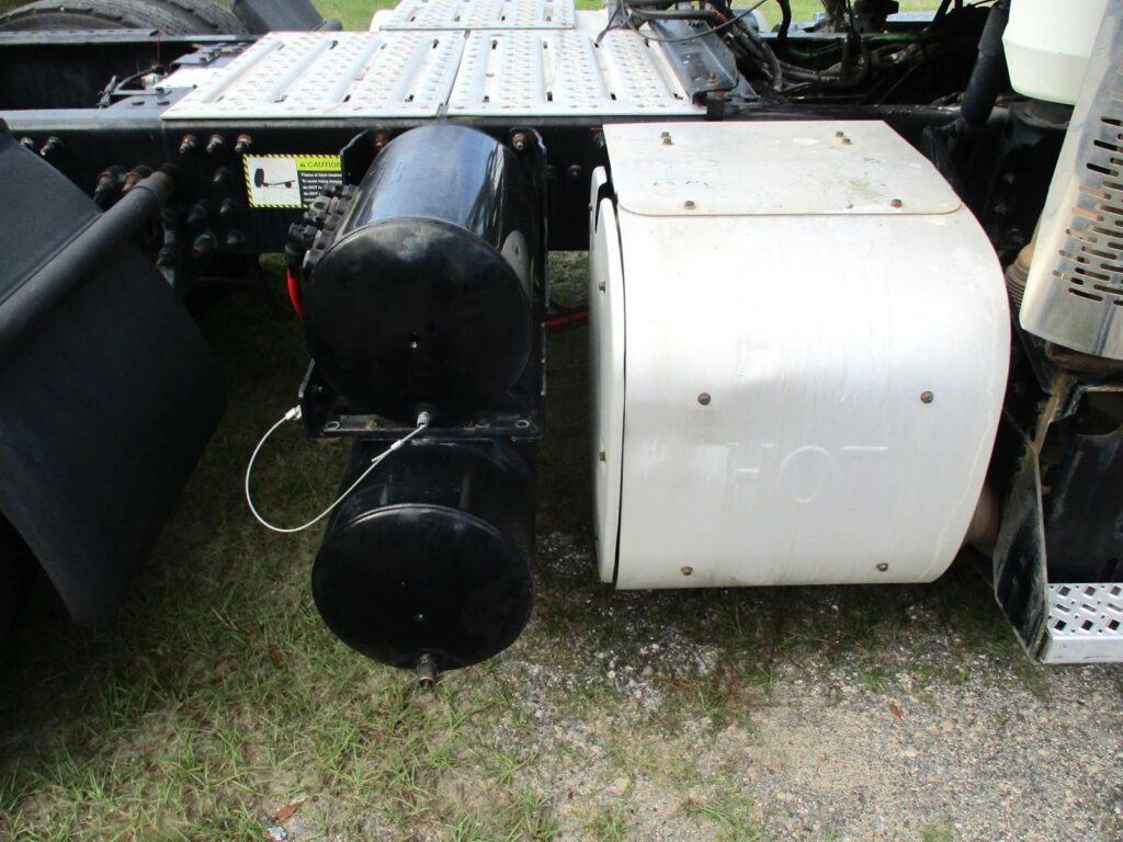 2015 Mack Pinnacle CXU613