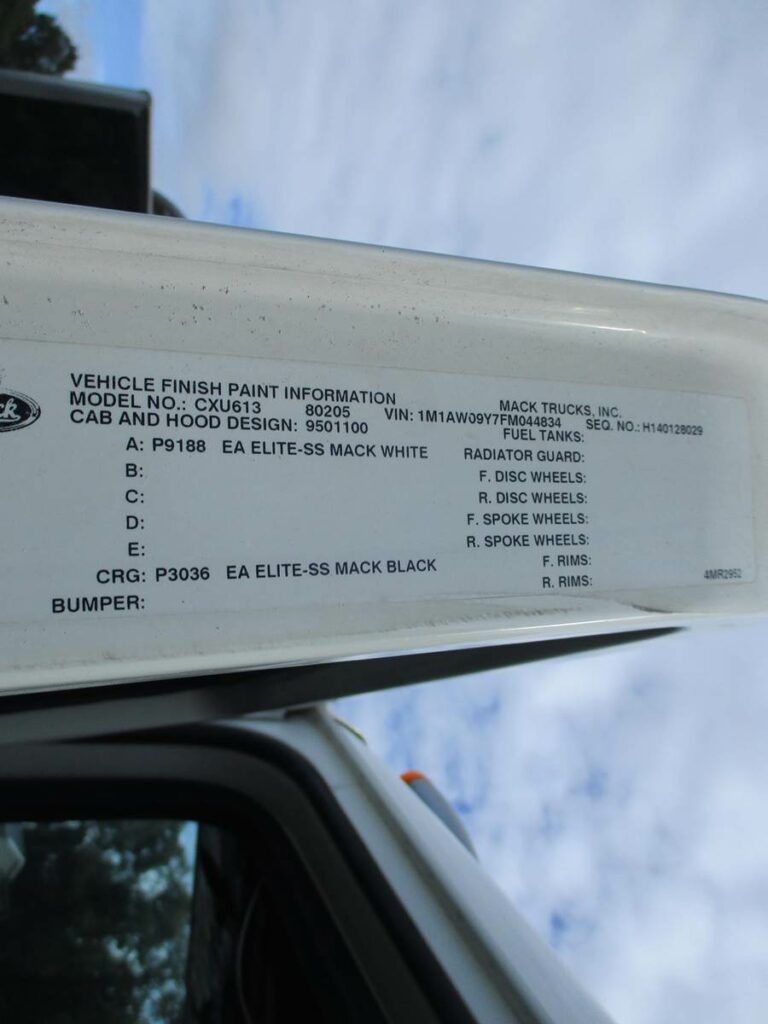 2015 Mack Pinnacle CXU613