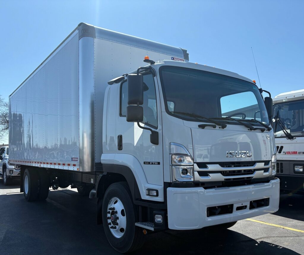 2025 Isuzu FTR/FVR