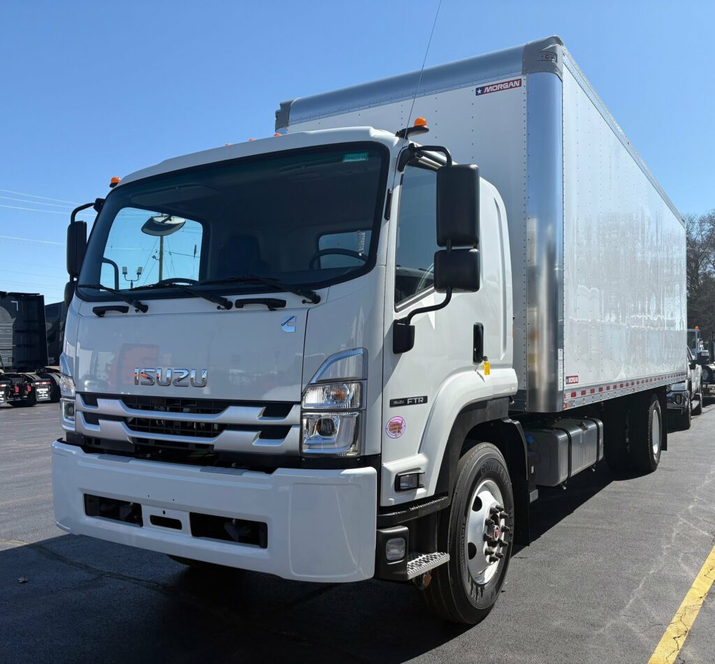 2025 Isuzu FTR/FVR