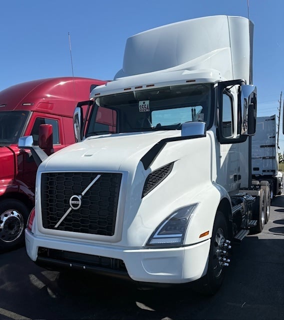 2026 Volvo VNR64T300