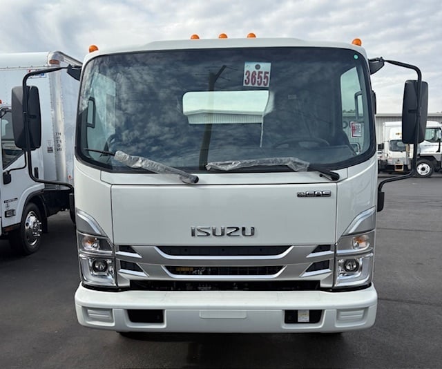 2025 Isuzu NPRGASHD