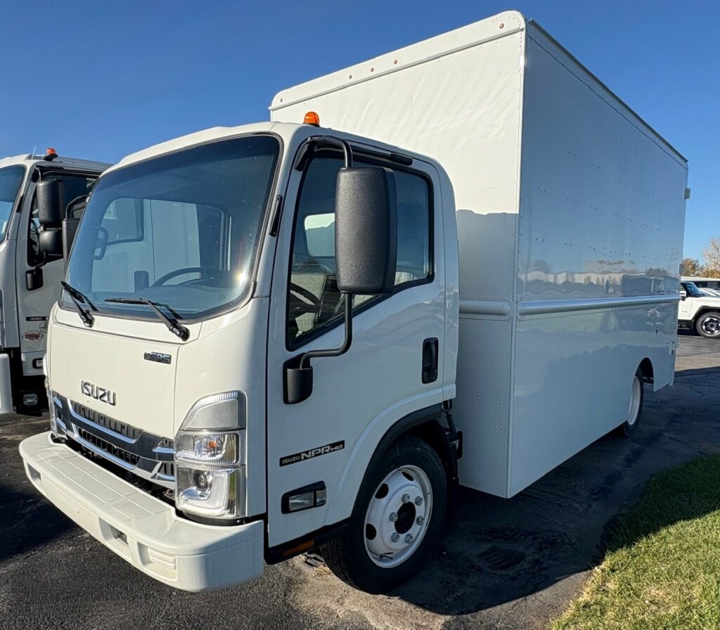 2025 Isuzu NPRGASHD