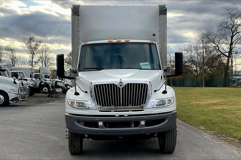 2021 CUM MV607 Medium Conventional