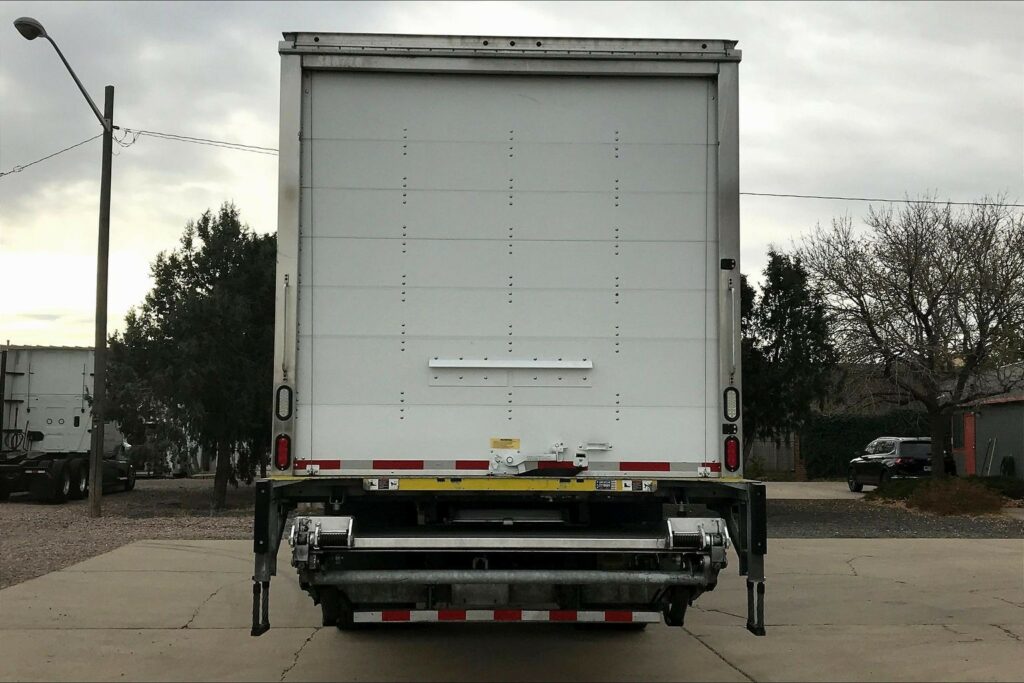 2022 CUM MV607 Medium Conventional