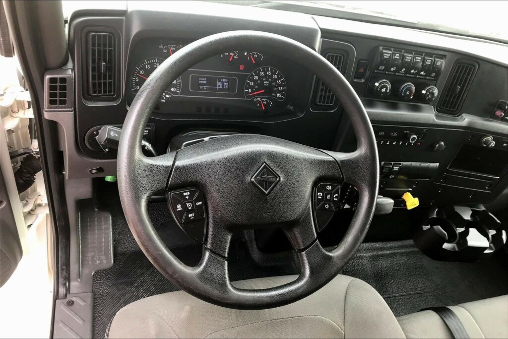 2022 CUM MV607 Medium Conventional