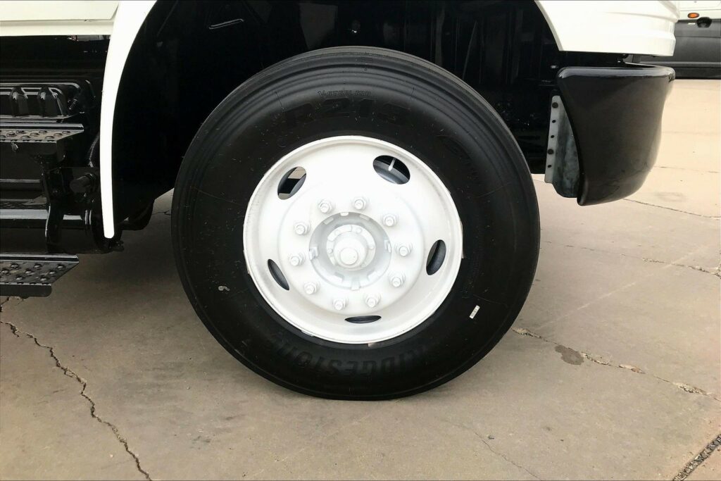 2022 CUM MV607 Medium Conventional