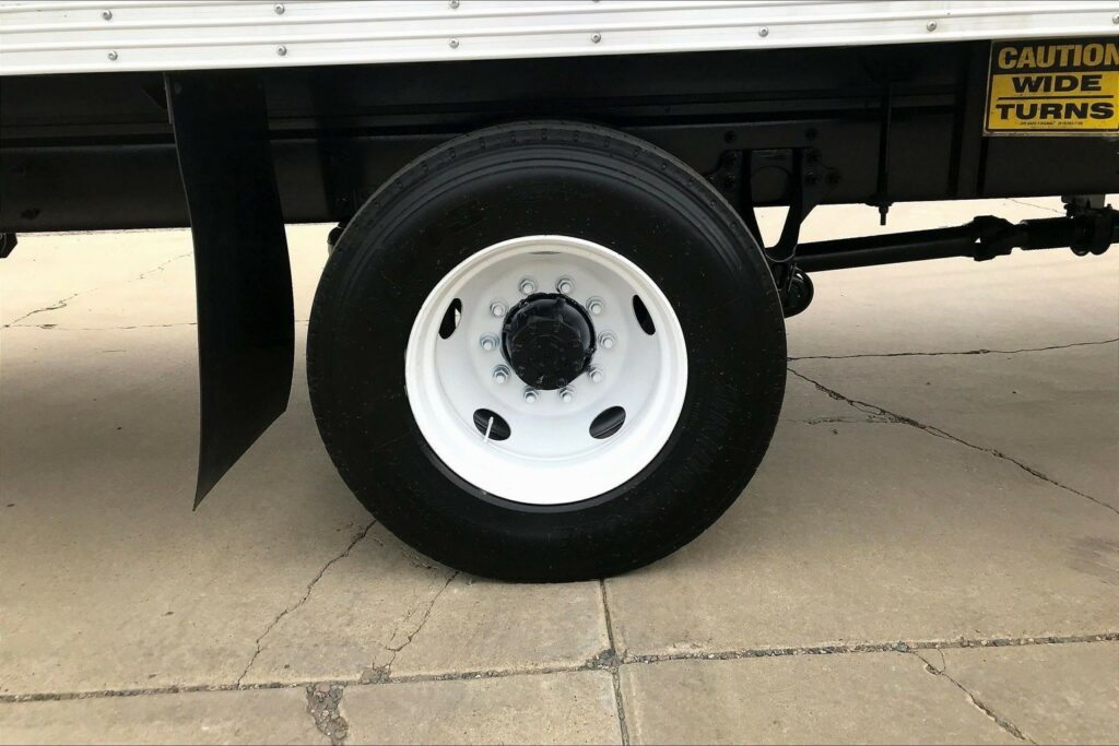 2022 CUM MV607 Medium Conventional