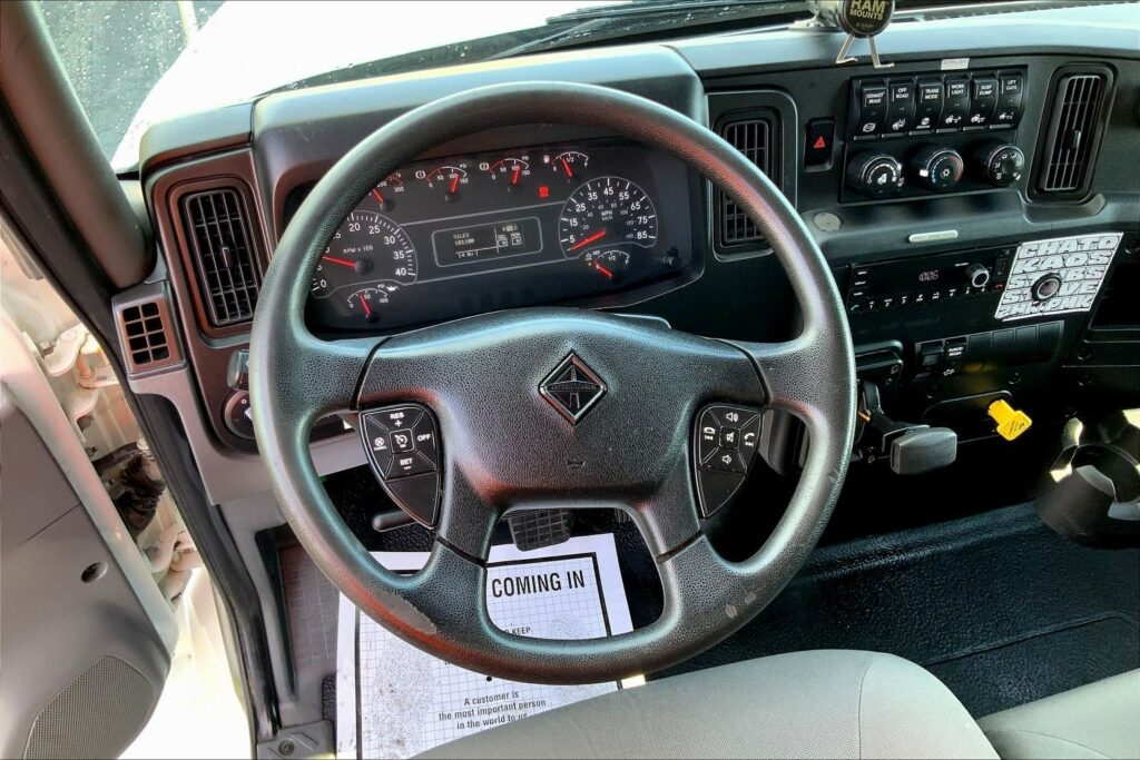 2021 CUM MV607 Medium Conventional