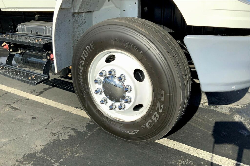 2021 CUM MV607 Medium Conventional