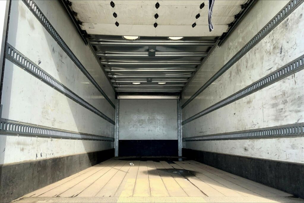 2021 CUM MV607 Medium Conventional