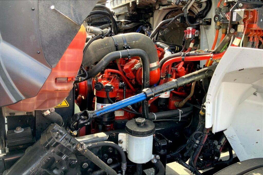 2021 CUM MV607 Medium Conventional