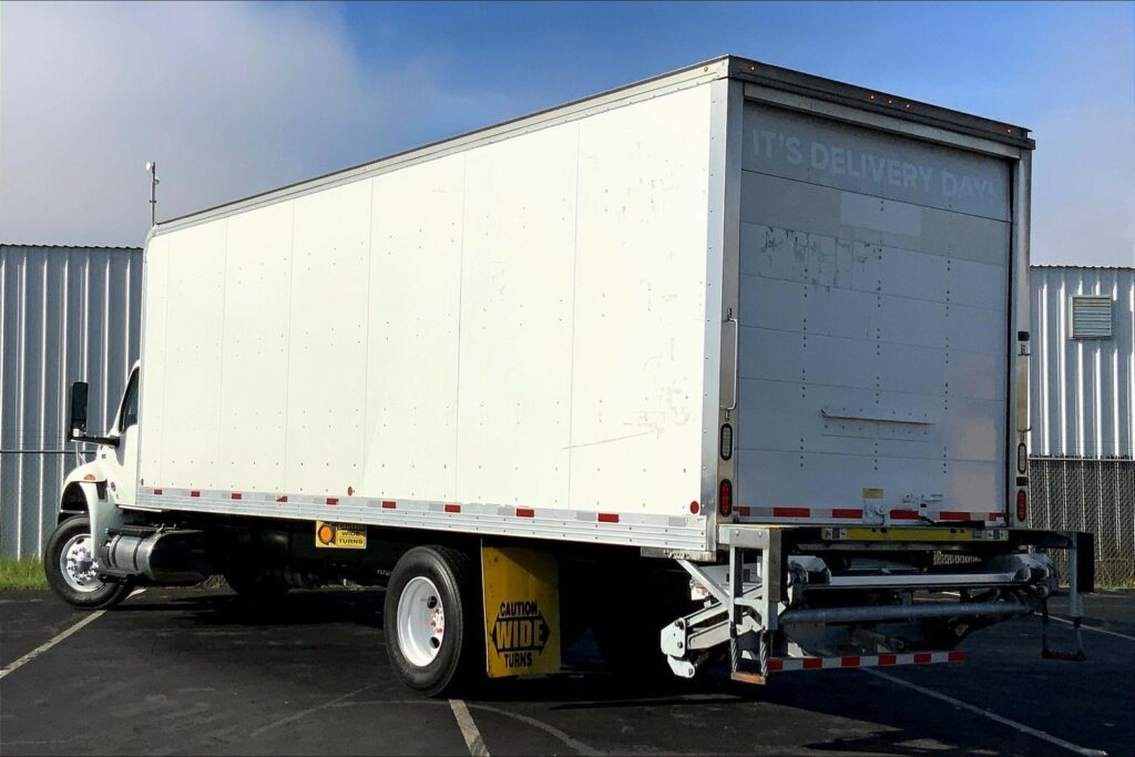 2021 CUM MV607 Medium Conventional