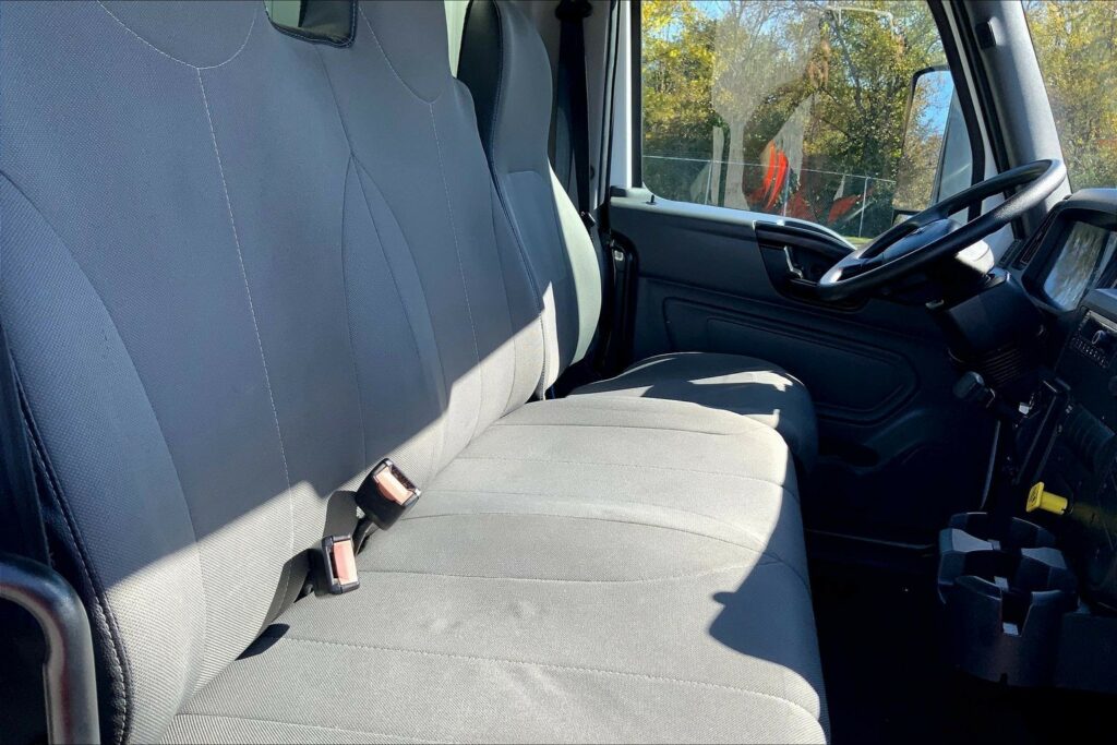 2021 CUM MV607 Medium Conventional