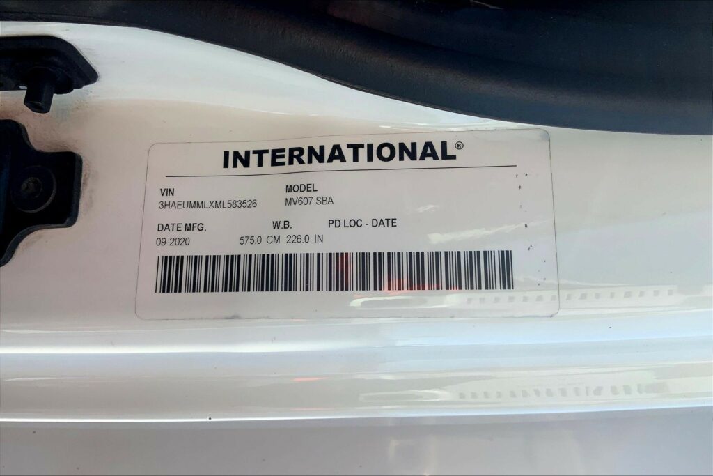 2021 CUM MV607 Medium Conventional