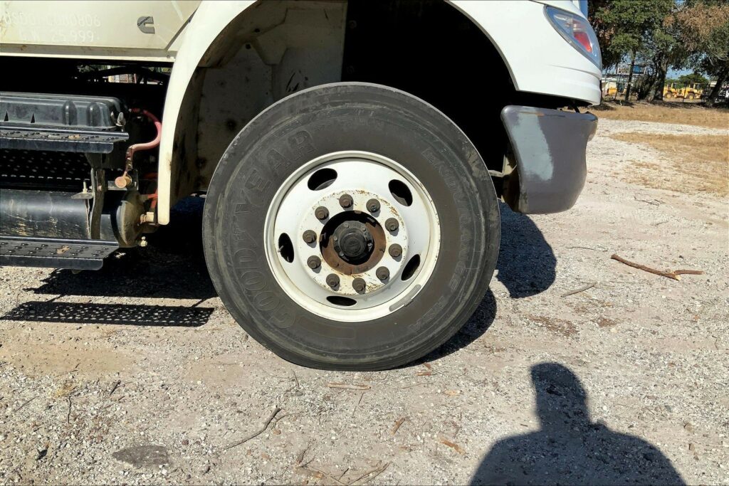 2021 CUM MV607 Medium Conventional