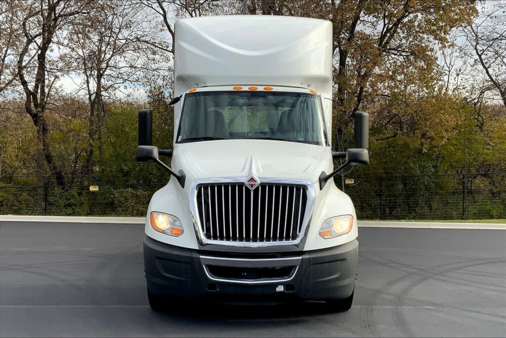 2020 CUM LT625 6×4 Day Cab