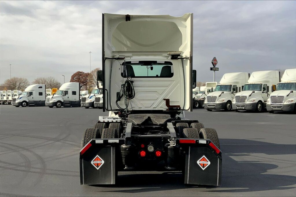 2020 CUM LT625 6×4 Day Cab