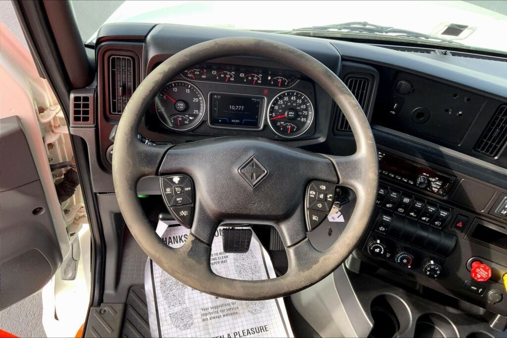 2020 CUM LT625 6×4 Day Cab