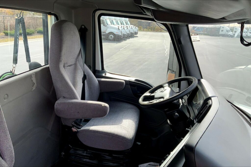 2020 CUM LT625 6×4 Day Cab