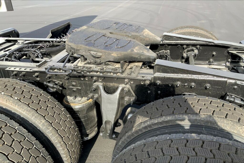 2020 CUM LT625 6×4 Day Cab