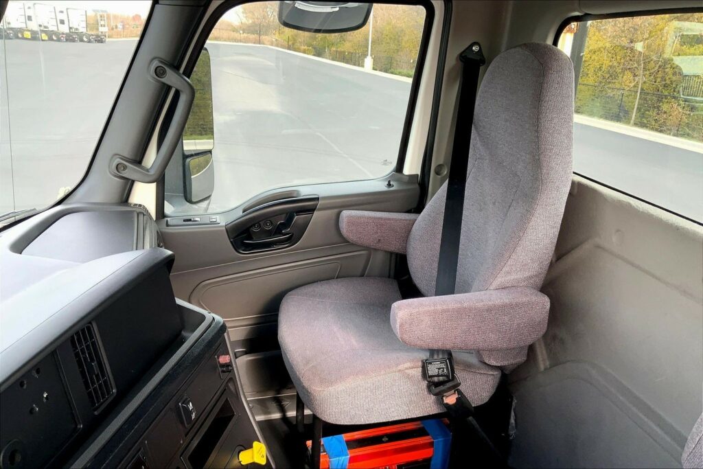 2020 CUM LT625 6×4 Day Cab