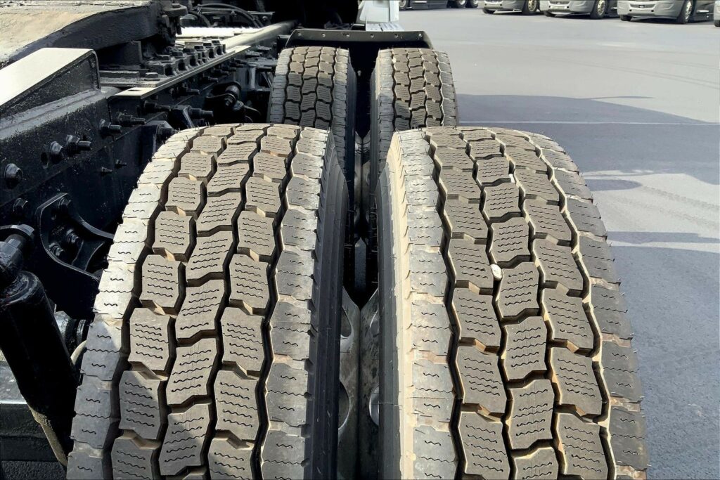 2020 CUM LT625 6×4 Day Cab