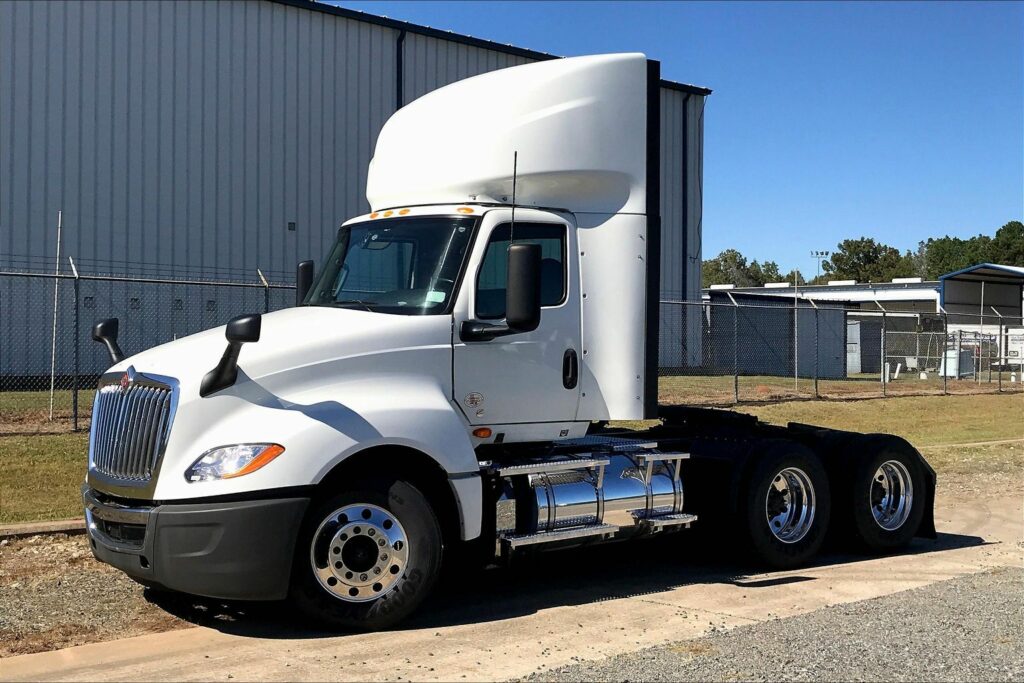 2020 CUM LT625 6×4 Day Cab