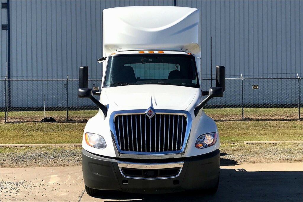 2020 CUM LT625 6×4 Day Cab