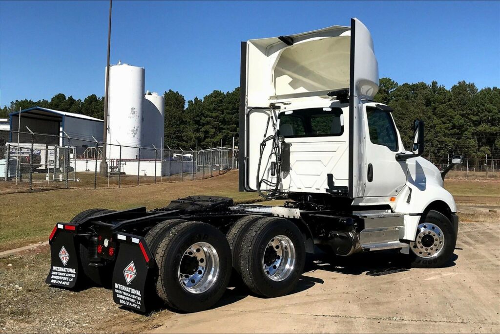 2020 CUM LT625 6×4 Day Cab
