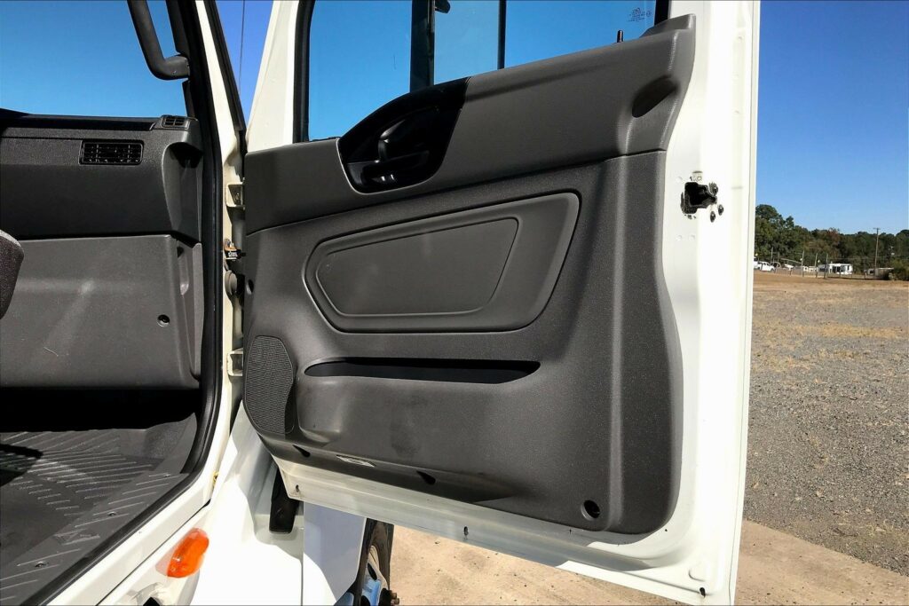 2020 CUM LT625 6×4 Day Cab