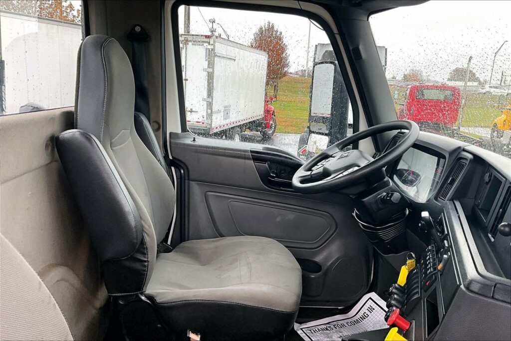 2019 INT LT625 6×4 Day Cab